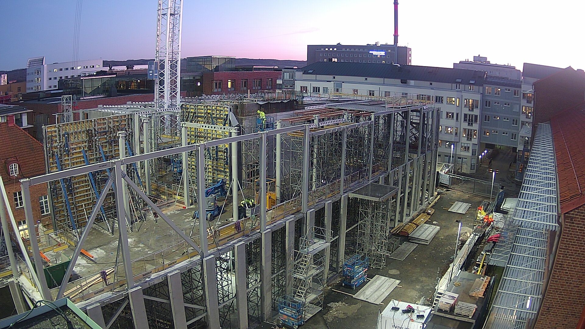 Byggarbetsplatsen sett från nuvarande Science Park House i solnedgång.