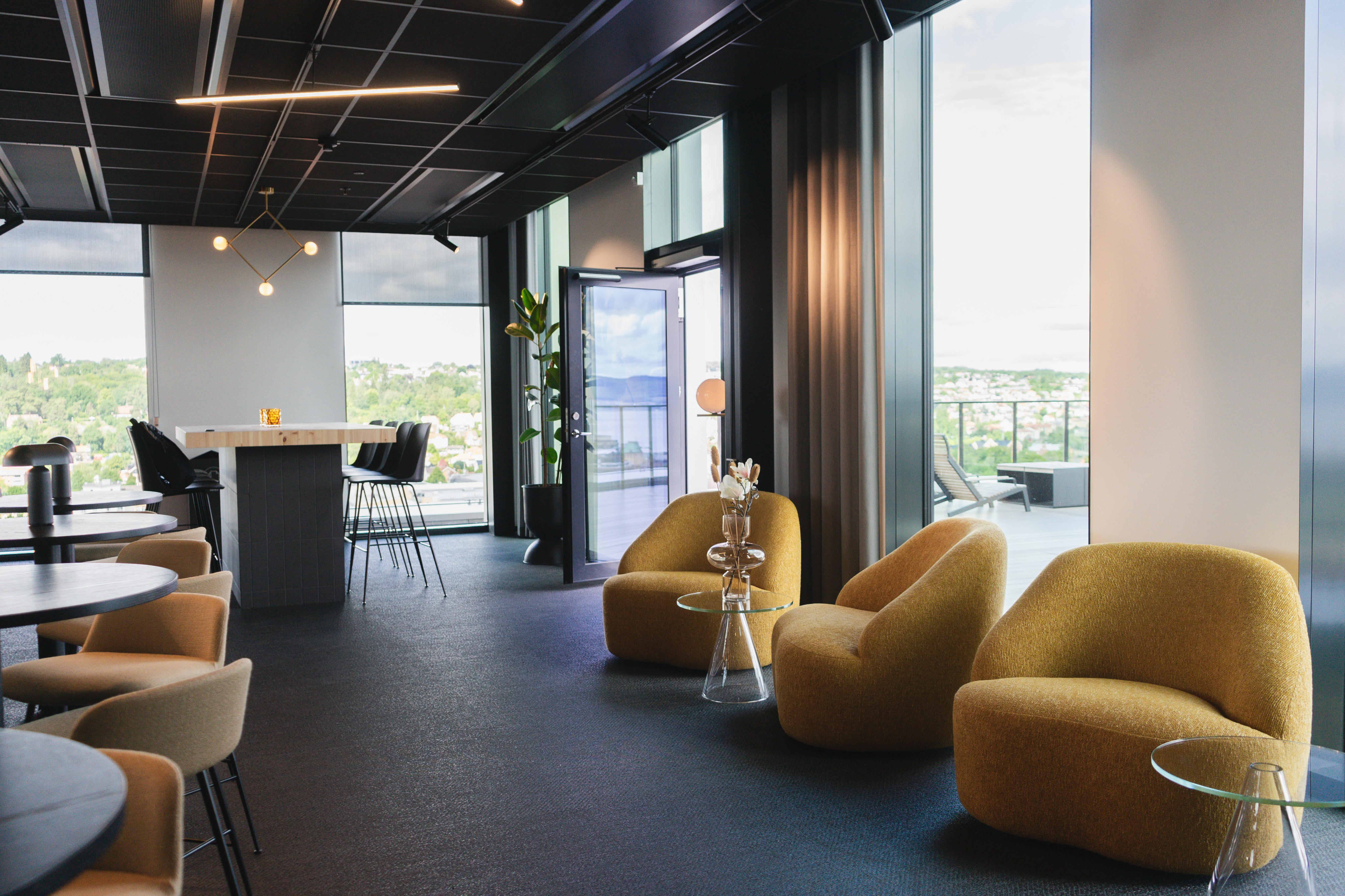 Loungemiljö i Science Park Towers.