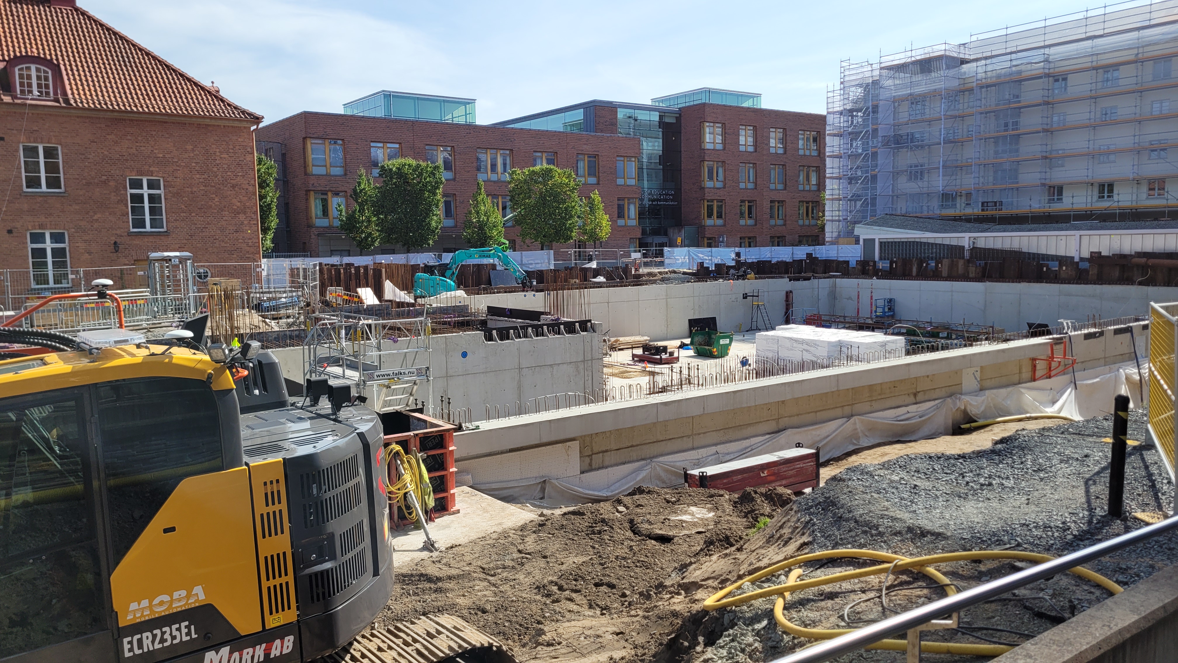 Byggarbetsplatsen sett från nuvarande Science Park House huvudentré.