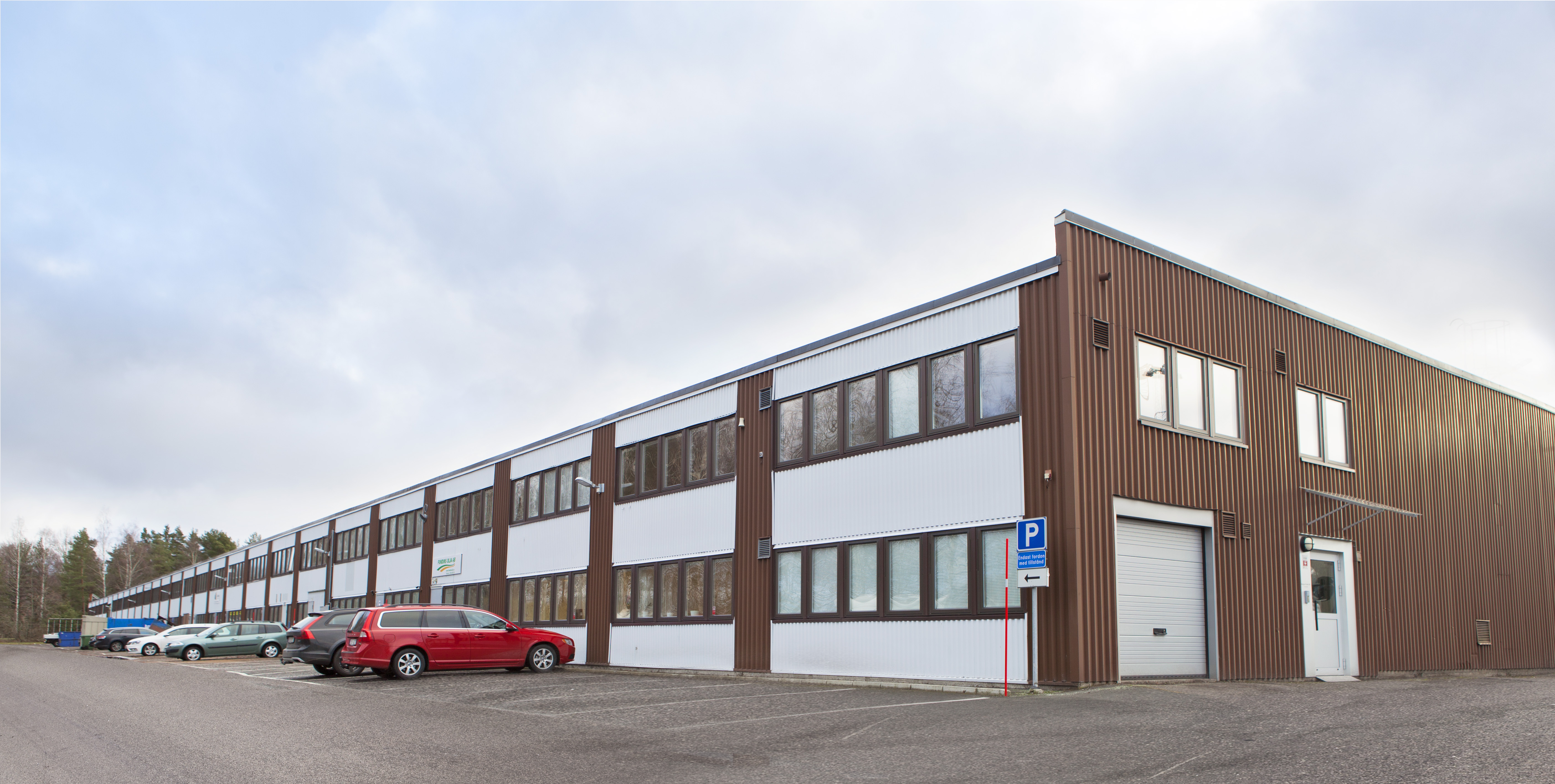 En av JKPG Fasts två fastigheter på Industribyn Ljungarum.